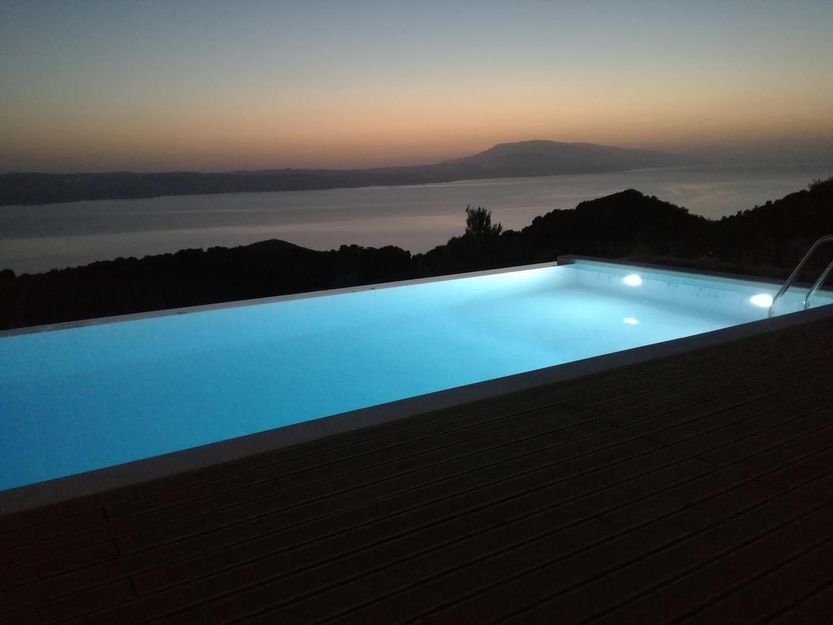 Luxury Villa In Kechria 2 Exterior photo